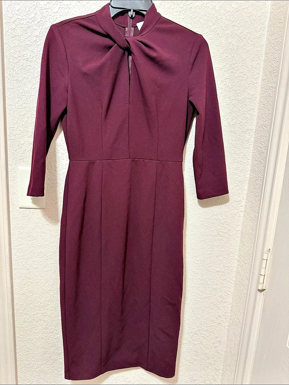 Donna Morgan Twisted Mock Neck 3/4 Sleeve Sheath Dress Purple Size 0